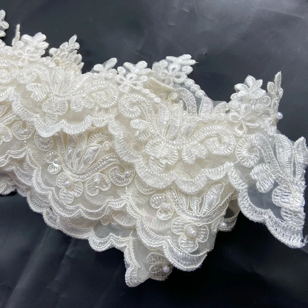 NWOT 7 Yards of Elegant, Almost White Lace Trim/Fabric w/Beads & Floral Stitch - Picture 3 of 16